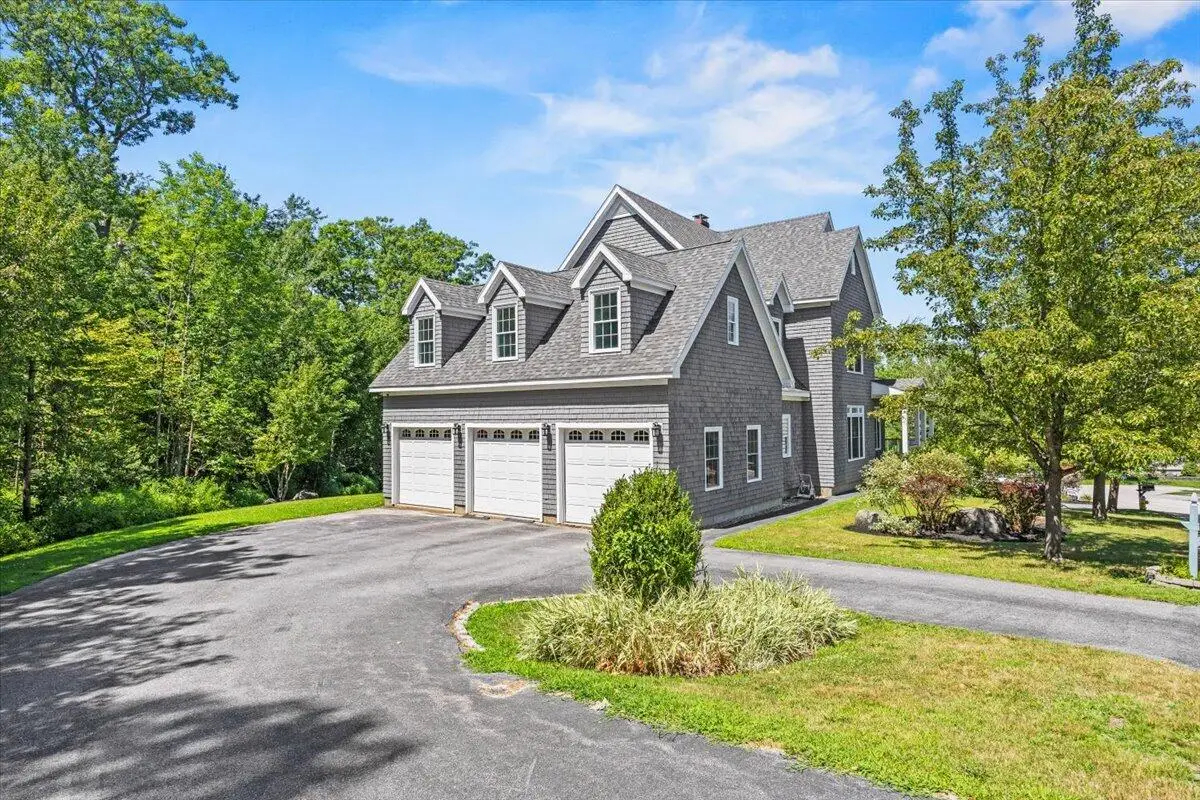 18 Oakwood Drive, South Portland, ME 04106 - #1