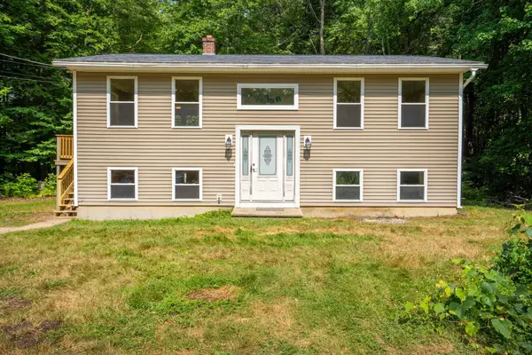 24 Crockett Road, Gorham, ME 04038