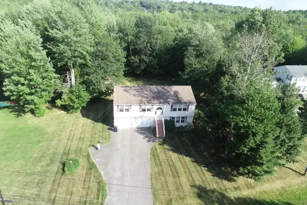 35 Hardwood Drive, Hermon, ME 04401