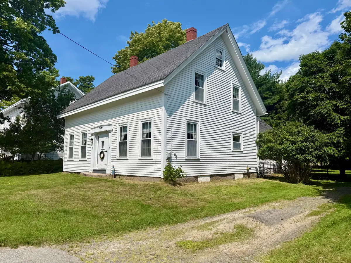 33 Center Street, Machias, ME 04654 - #1