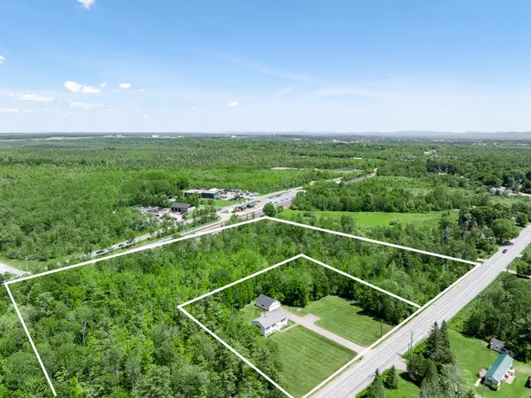 861 Coldbrook Road, Hermon, ME 04401