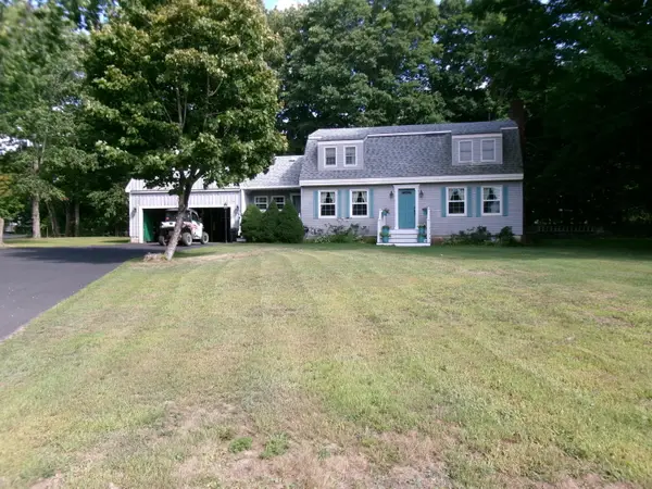 7 West Street, Princeton, ME 04668