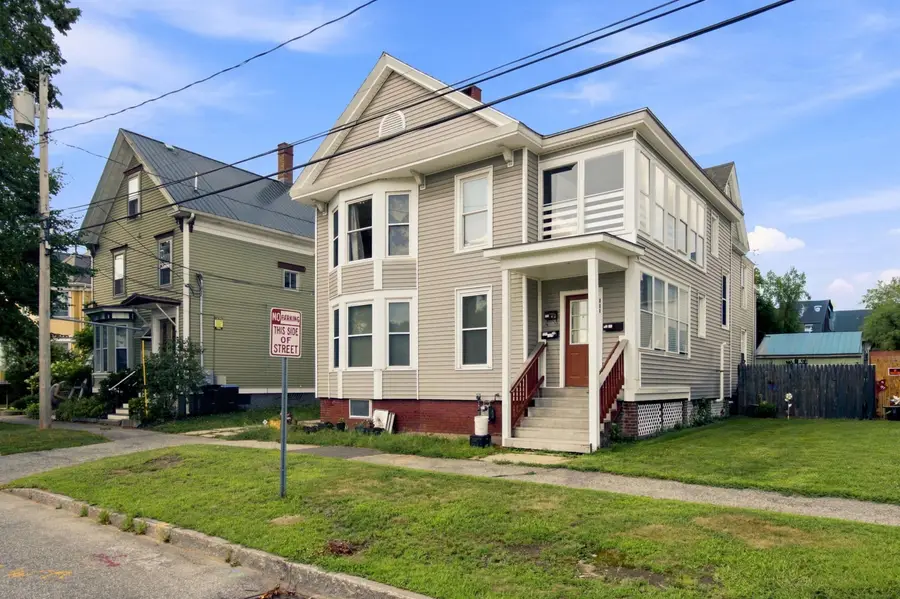 111 Pleasant Street, Auburn, ME 04210 - #2