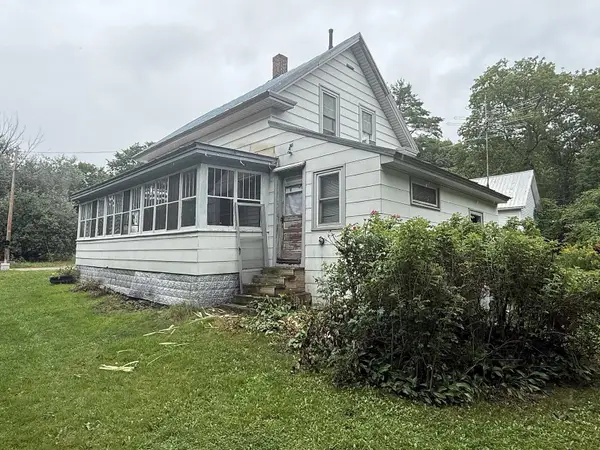 16 Elm Street, Avon, ME 04966