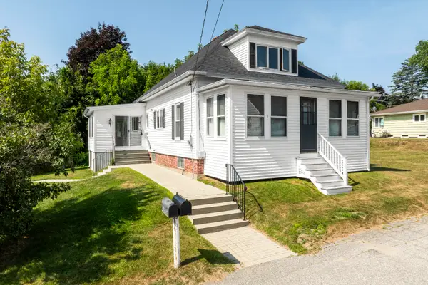 9 Nash Street, Lewiston, ME 04240
