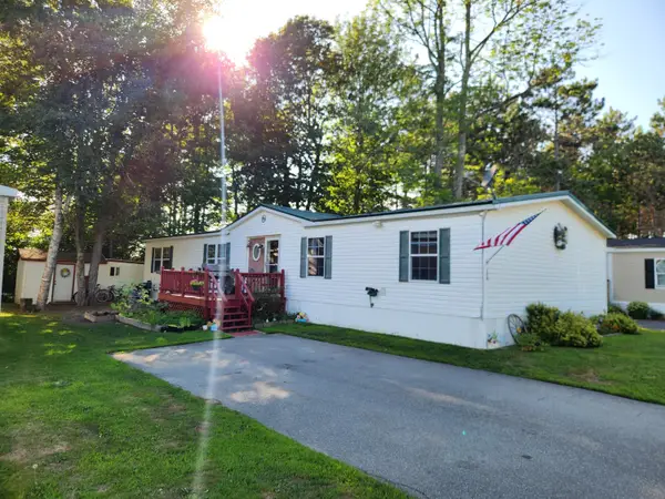 15 A Street, Bangor, ME 04401