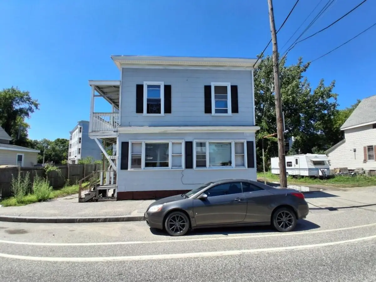 253 Lincoln Street, Lewiston, ME 04240 - #1