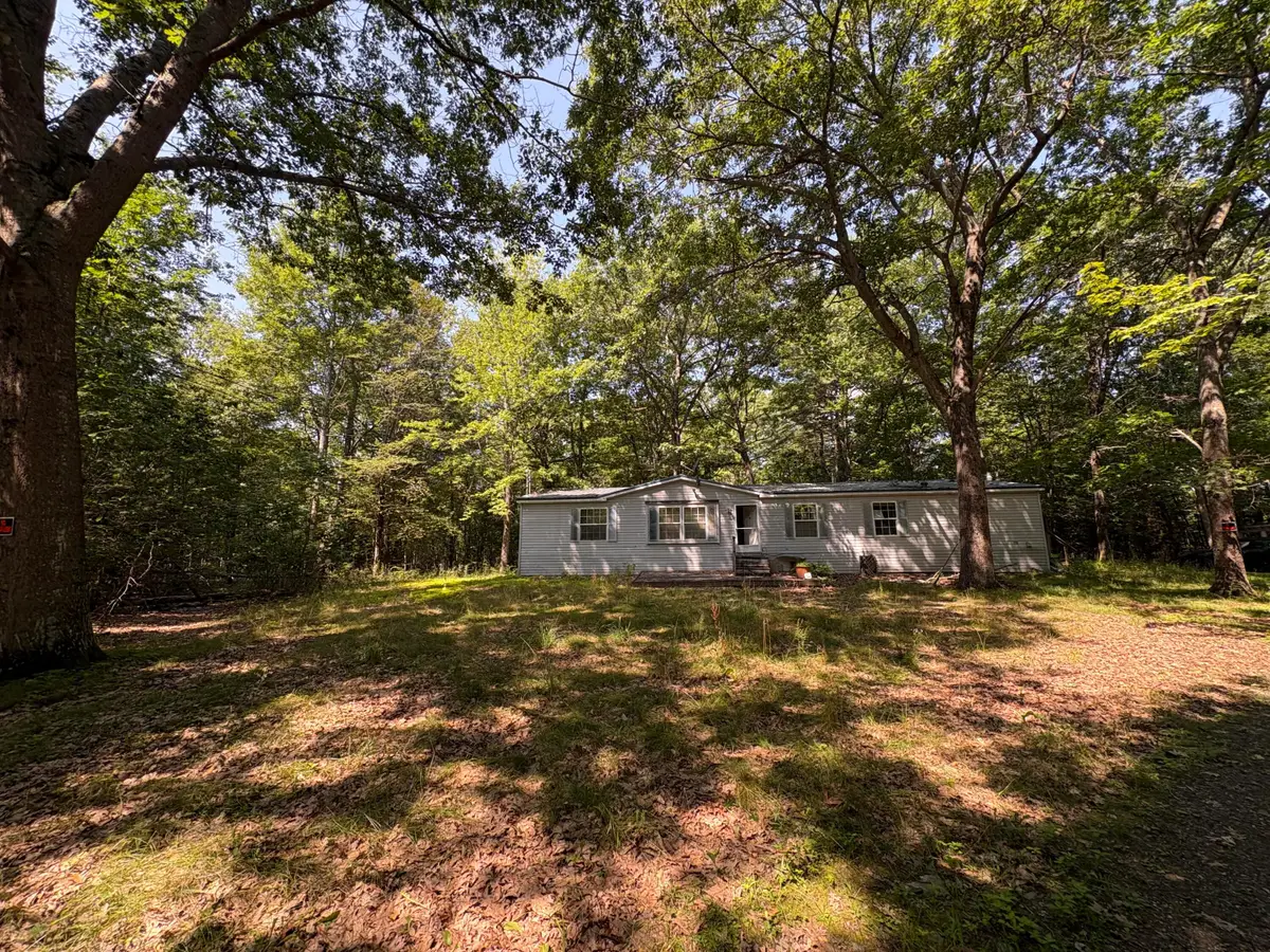 32 Faiths Way, Fairfield, ME 04937 - #1
