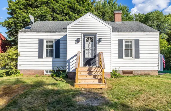 87 Gagne Street, Lewiston, ME 04240