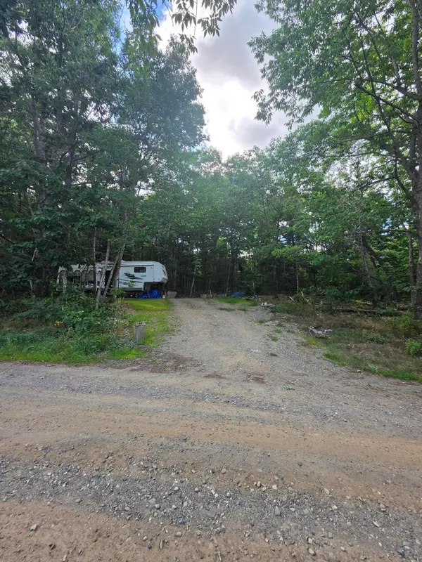 27 Bolin Hill Road, Liberty, ME 04949