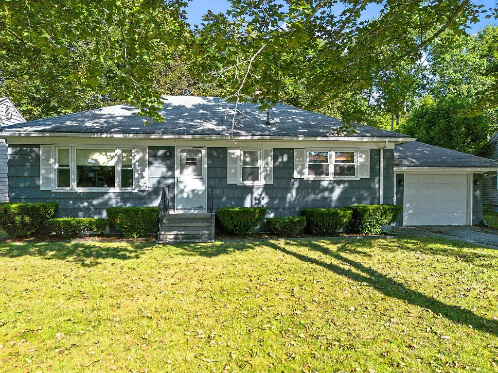 28 Arkwright Avenue, Lewiston, ME 04240 - #1
