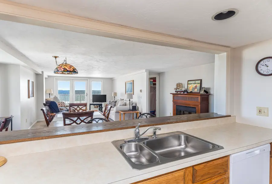 191 E Grand Avenue #301, Old Orchard Beach, ME 04064 - #2