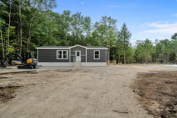 54 Middle Ridge Road, Bridgton, ME 04009