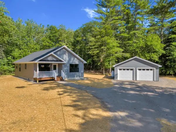 167 White Road, Bowdoinham, ME 04008
