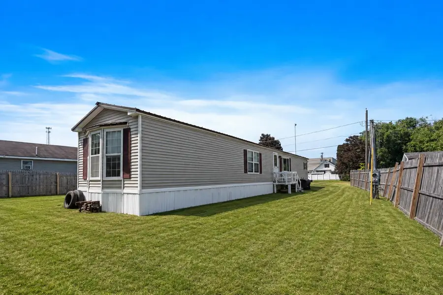 19 Winn Street, Lewiston, ME 04240 - #3