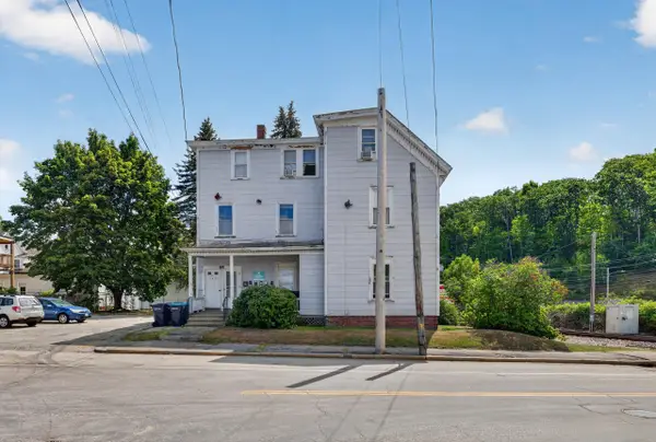 64 Elm Street, Auburn, ME 04210