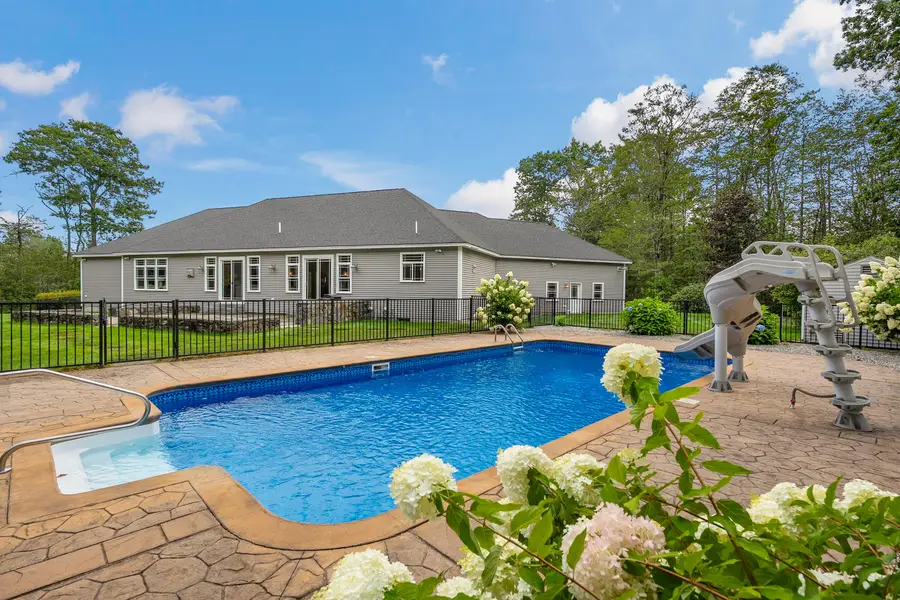 61 Rose Drive, Cumberland, ME 04021 - #2
