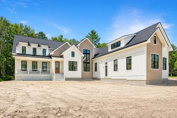 17 Coastal Pines, Cumberland, ME 04021