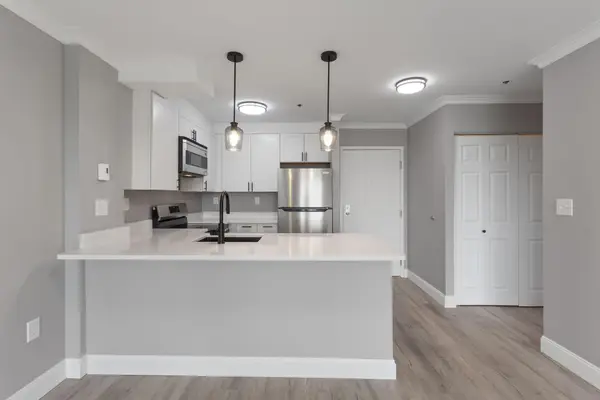148 Breakwater Drive #619, South Portland, ME 04106
