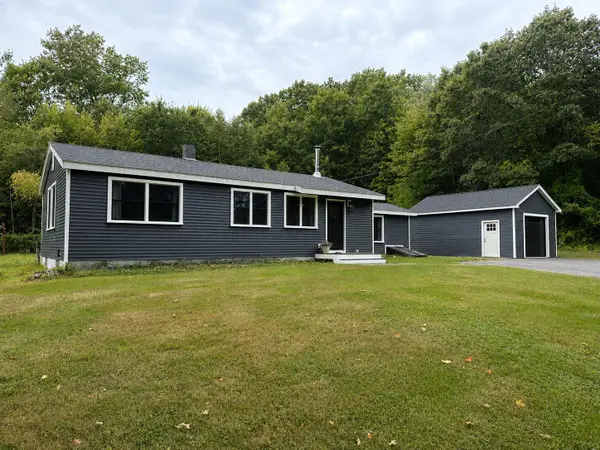 141 Hurricane Road, Gorham, ME 04038