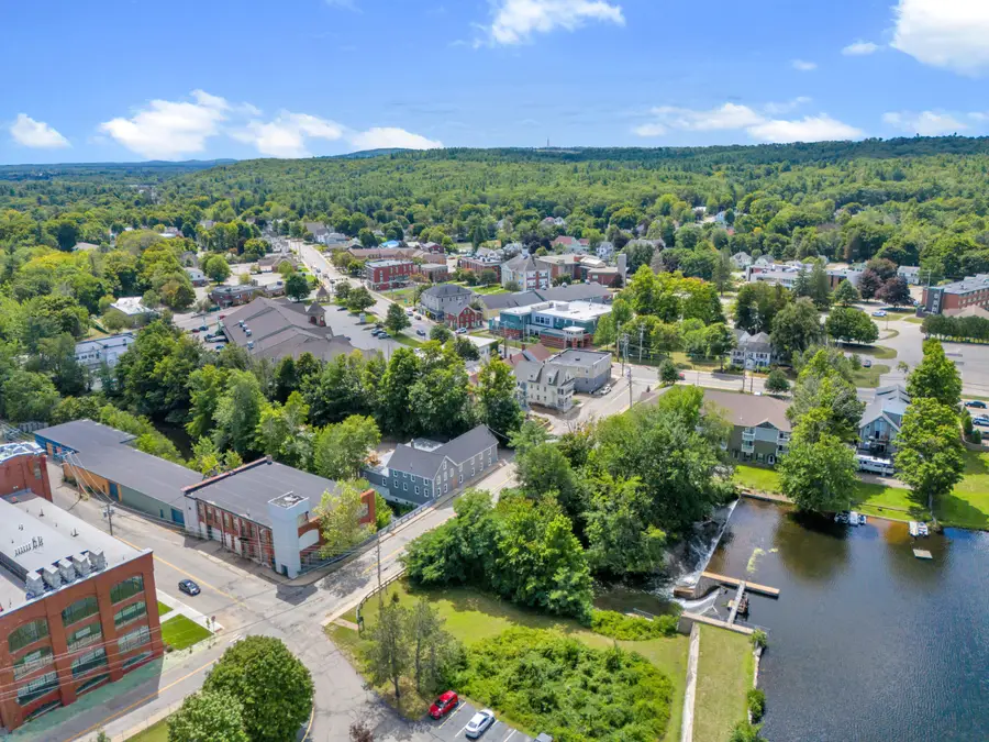 7 Mill Street #101, Springvale, ME 04083 - #2