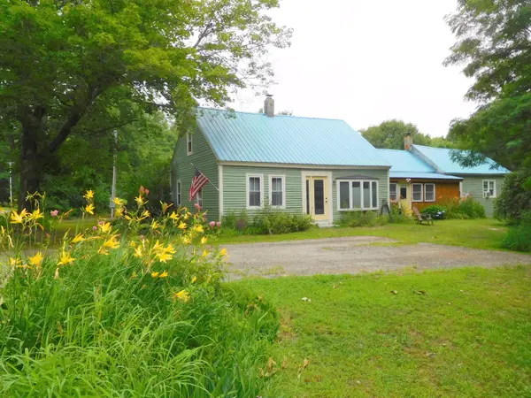 27 Alden Road, Leeds, ME 04263