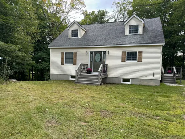162 E East Dixfield Road, Jay, ME 04239