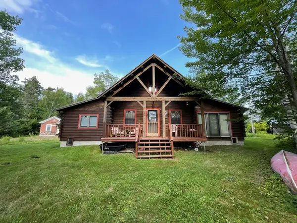 4 Moose Point Road, Jackman, ME 04945