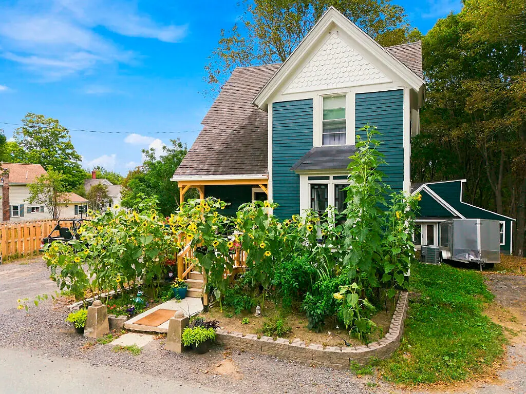 18 Fountain Street, Gardiner, ME 04345 - #1