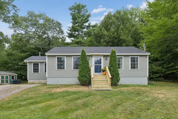 46 Hillside Drive, New Gloucester, ME 04260