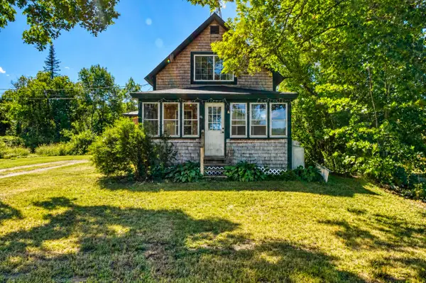 46 Chicken Street, Starks, ME 04911