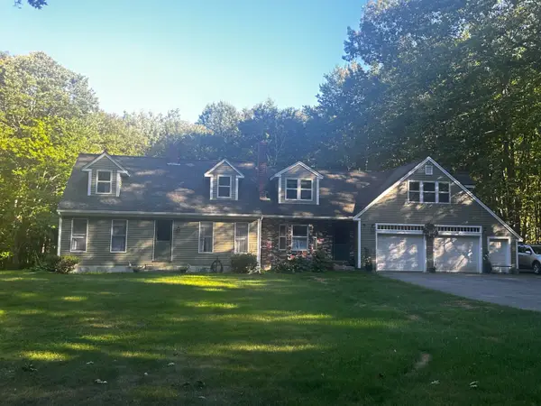 15 Crockett Road, Gorham, ME 04038