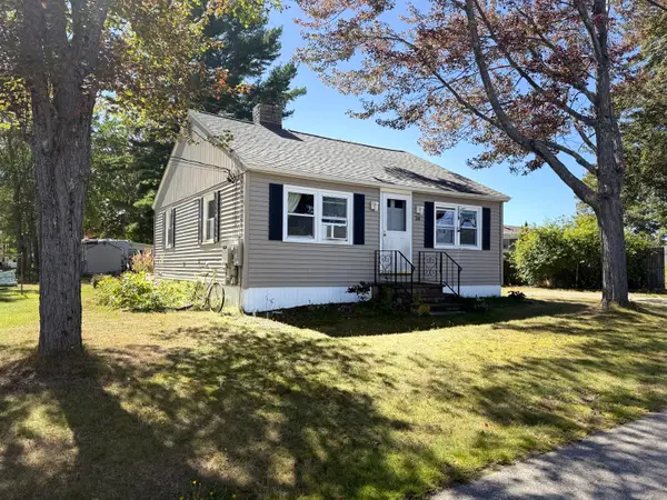 24 Curtis Street, Wells, ME 04090