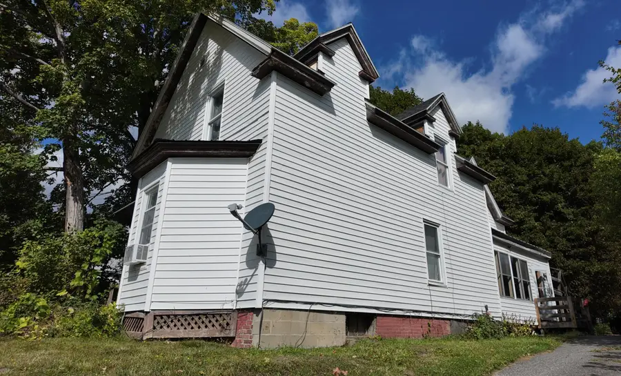 19 Oakland Street, Waterville, ME 04901 - #2
