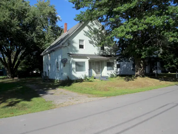 7 Gray Street, Madison, ME 04950