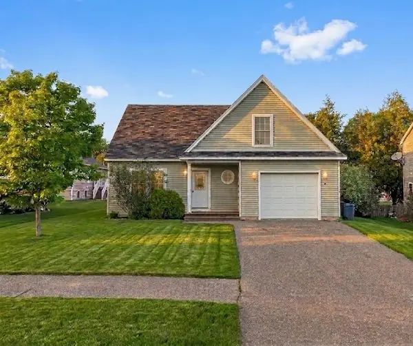 6 Stephanie Drive, Gorham, ME 04038