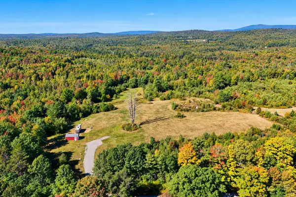 25 Monument Road, Abbot, ME 04406