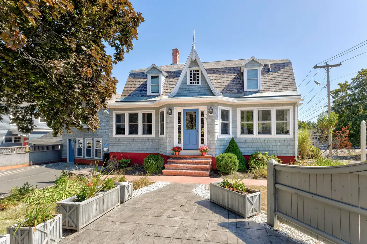 205 Woodford Street, Portland, ME 04103 - #1