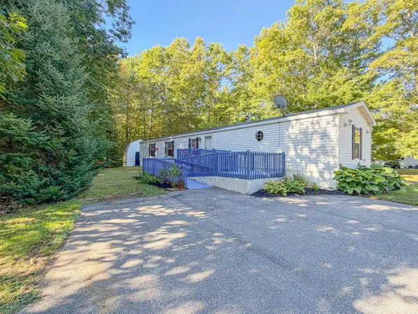 49 Ashleigh Lane, Standish, ME 04084