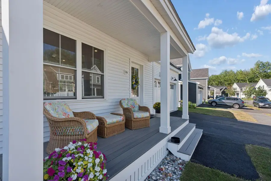 16 Holbrook Farms Way #2, Scarborough, ME 04074 - #3