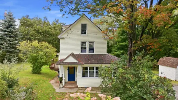 262 Linnell Street, Rumford, ME 04276