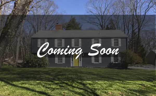 18 Broad Cove Road, Cape Elizabeth, ME 04107