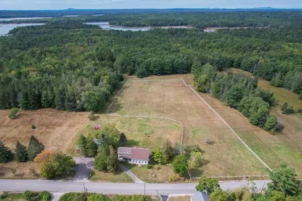 79  Point Road, Hancock, ME 04640