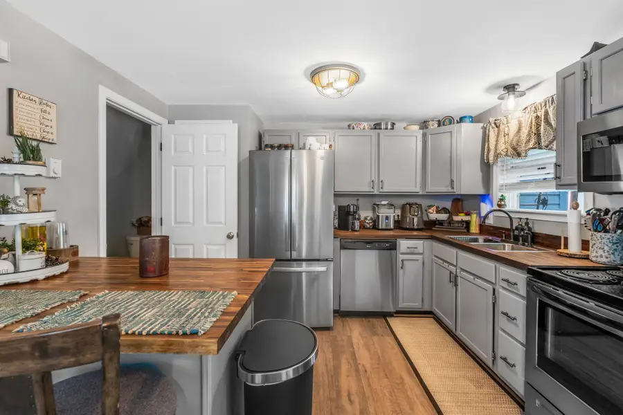81 Baldwin Drive #81, Bangor, ME 04401 - #2