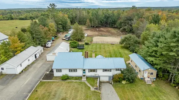 891 Main Street, Corinth, ME 04427