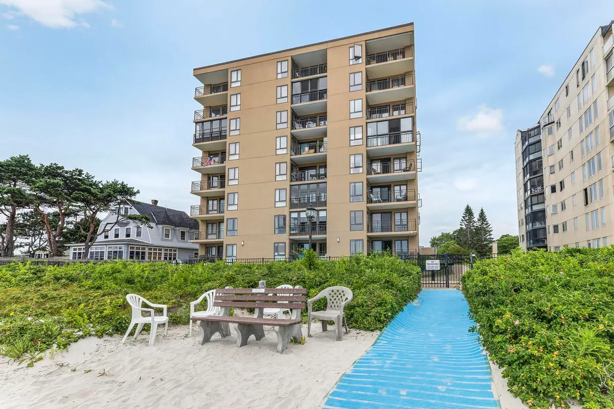 205 E Grand Avenue #2A, Old Orchard Beach, ME 04064 - #1