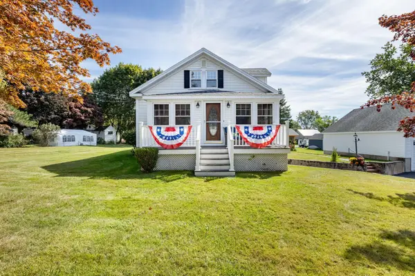162 Bolt Hill Road, Eliot, ME 03903
