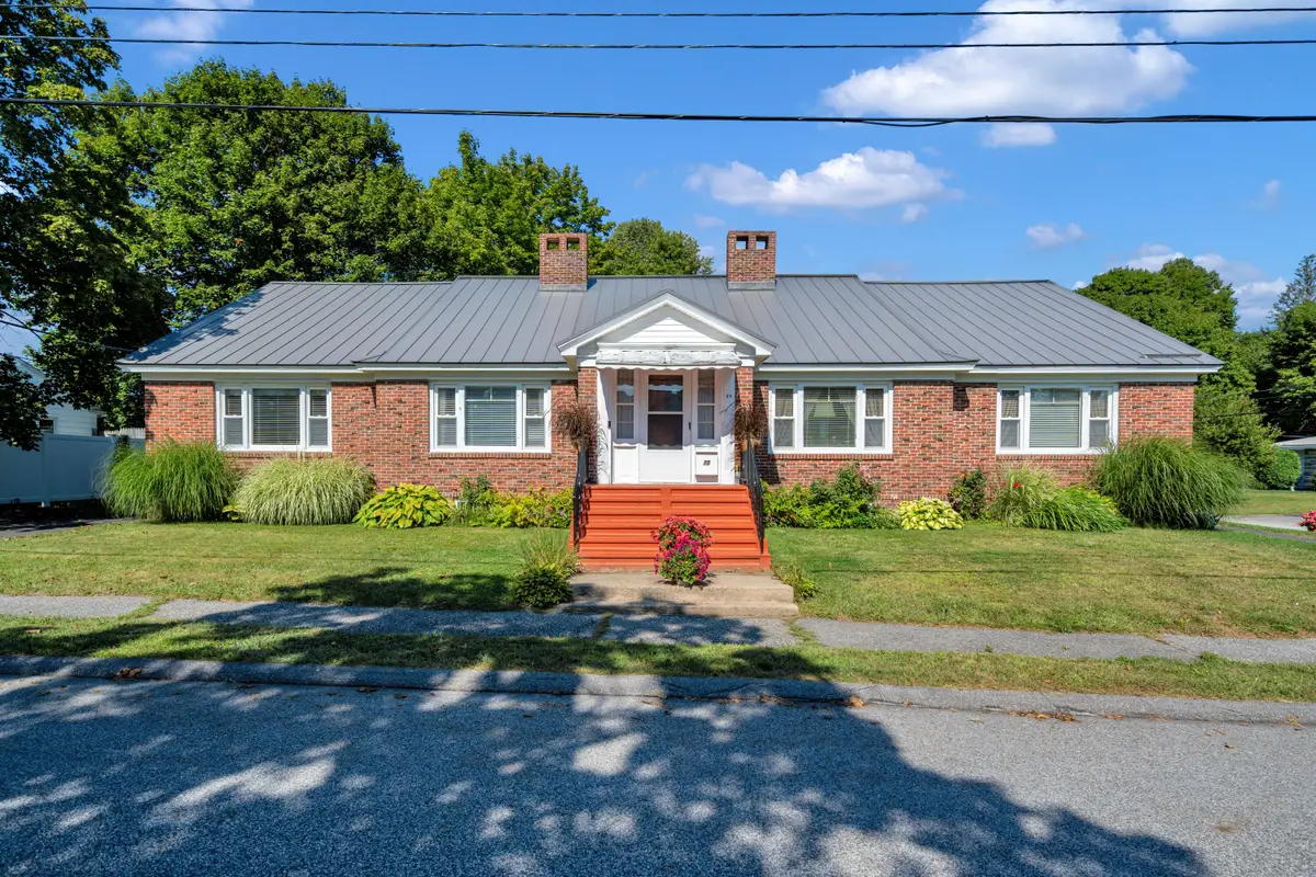 25 Dove Lane, Lewiston, ME 04240 - #1