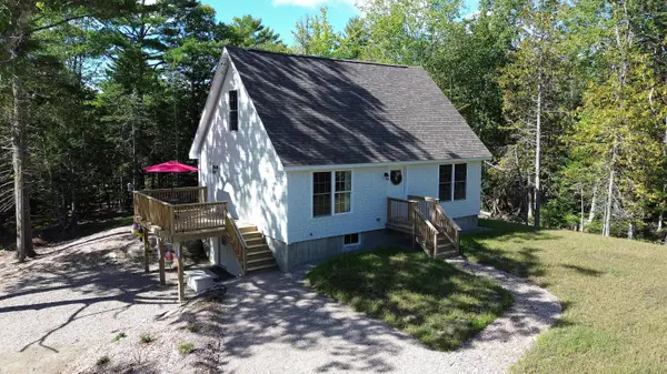 9 Arrowhead Road, Bar Harbor, ME 04609