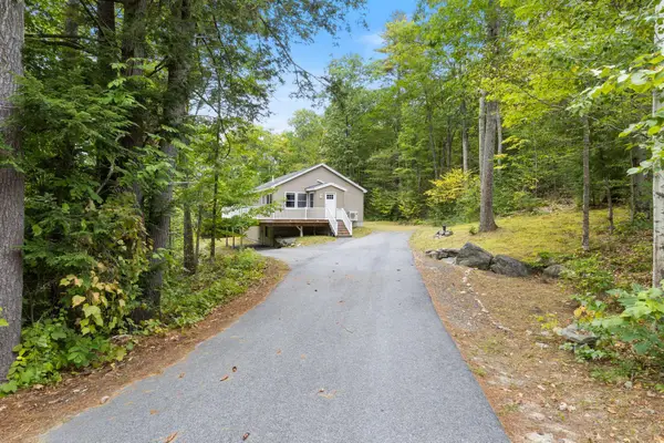 20 Fox Run Road, Gray, ME 04039